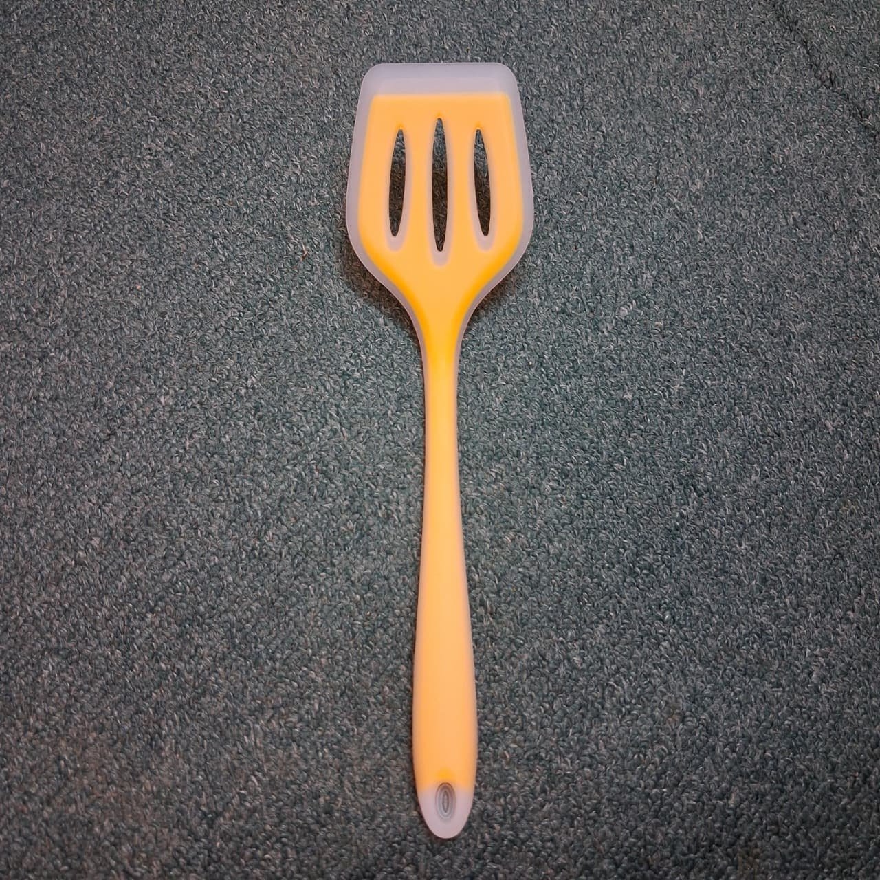 Woodenn Handel Silicon SOLTED SPATULA Spoon, 12 inch Silicon SPATULA Spoon, Silicone Oil Brush (2 PCS Set) - Image 3